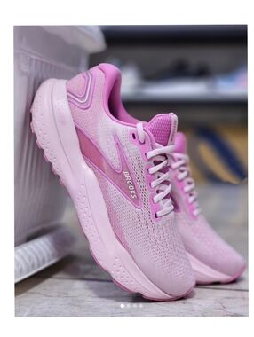 Brooks Glycerin 21 Women's Light Pink Running Shoes. Lightweight Size 6.5